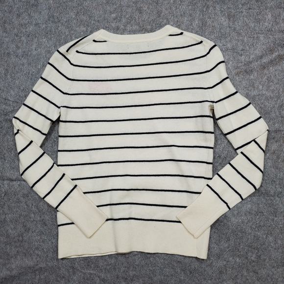 Banana Republic Sweater Womens Extra Small Merino Wool Novelty Kiss Valentine - Picture 5 of 9